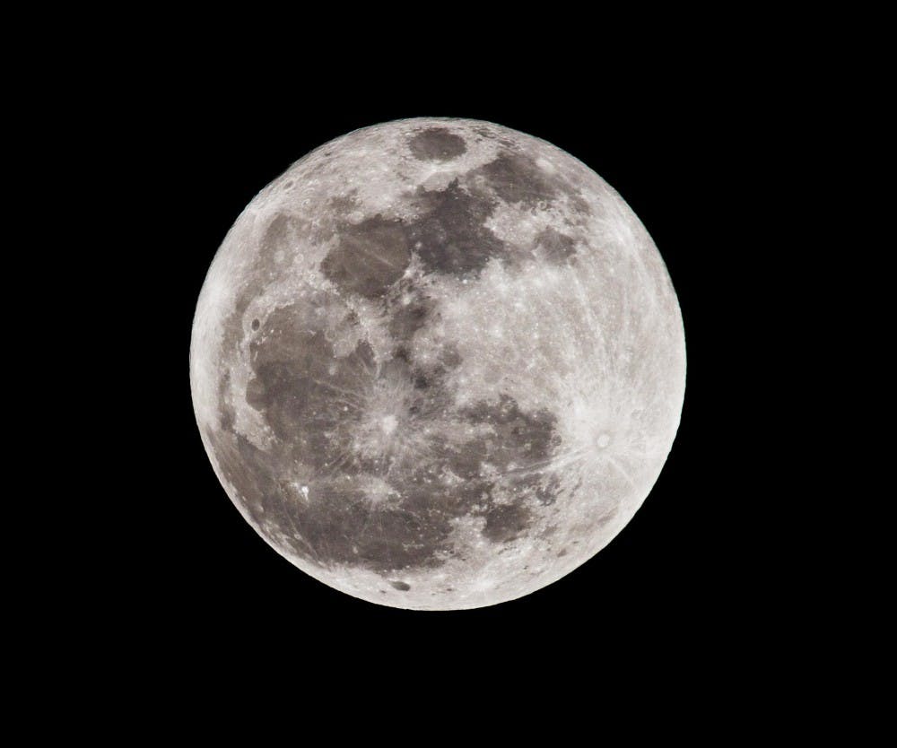 Craig ONeal/CC-By-2.0
On Monday Nov. 14, the moon was the closest it had been to Earth since the year 1948.