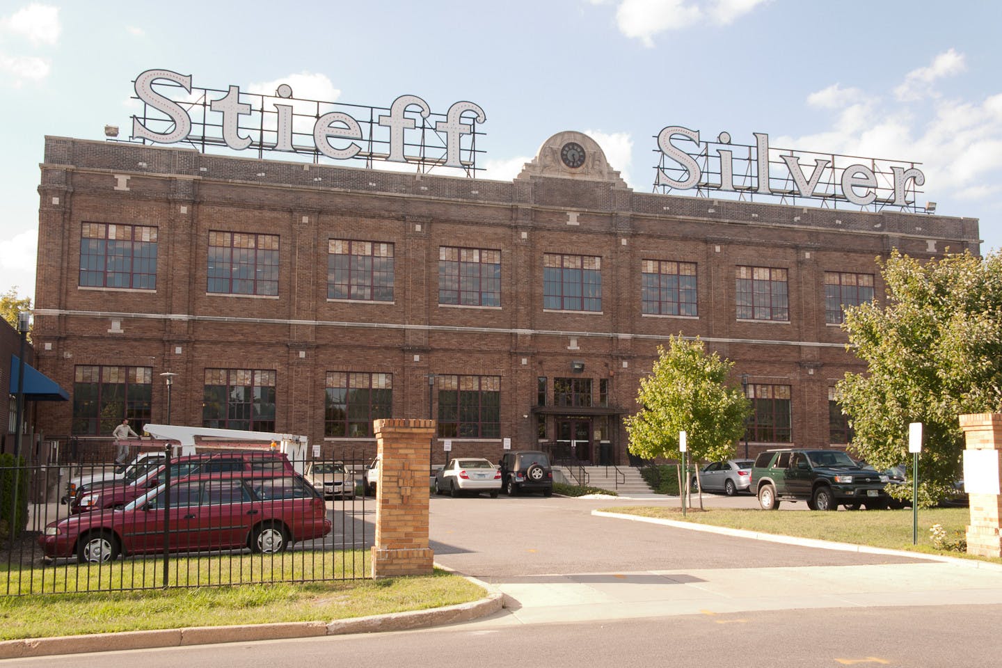 FREDERIC C. CHALFANT / CC BY-SA
The Stieff Silver building in 2011, where a potential hate crime occurred in July.