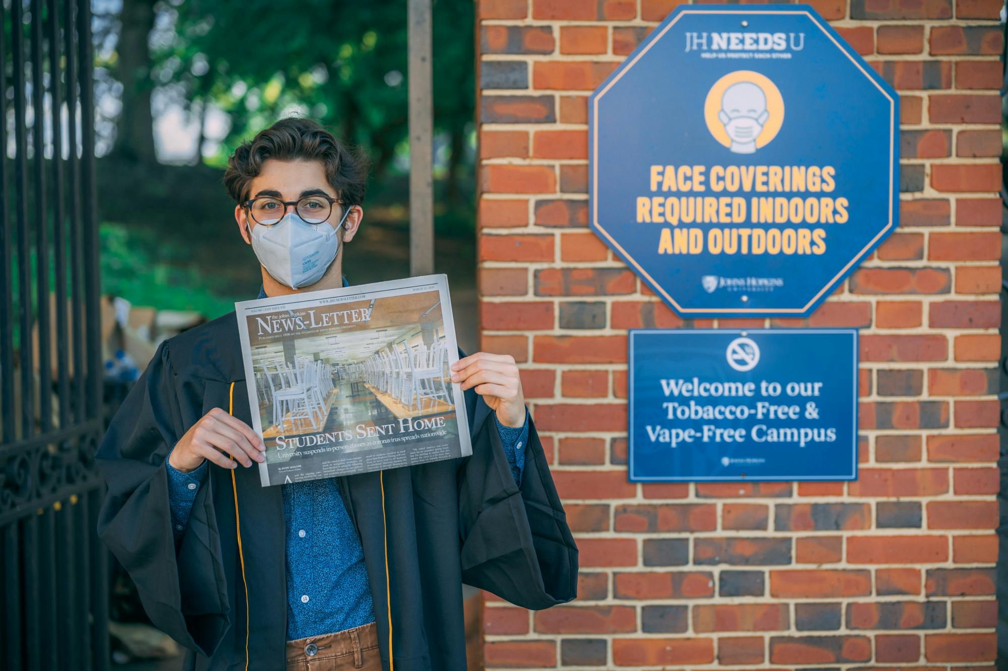 COURTESY OF DAVID HOFFMAN
Malcom holds the last print issue of The News-Letter.