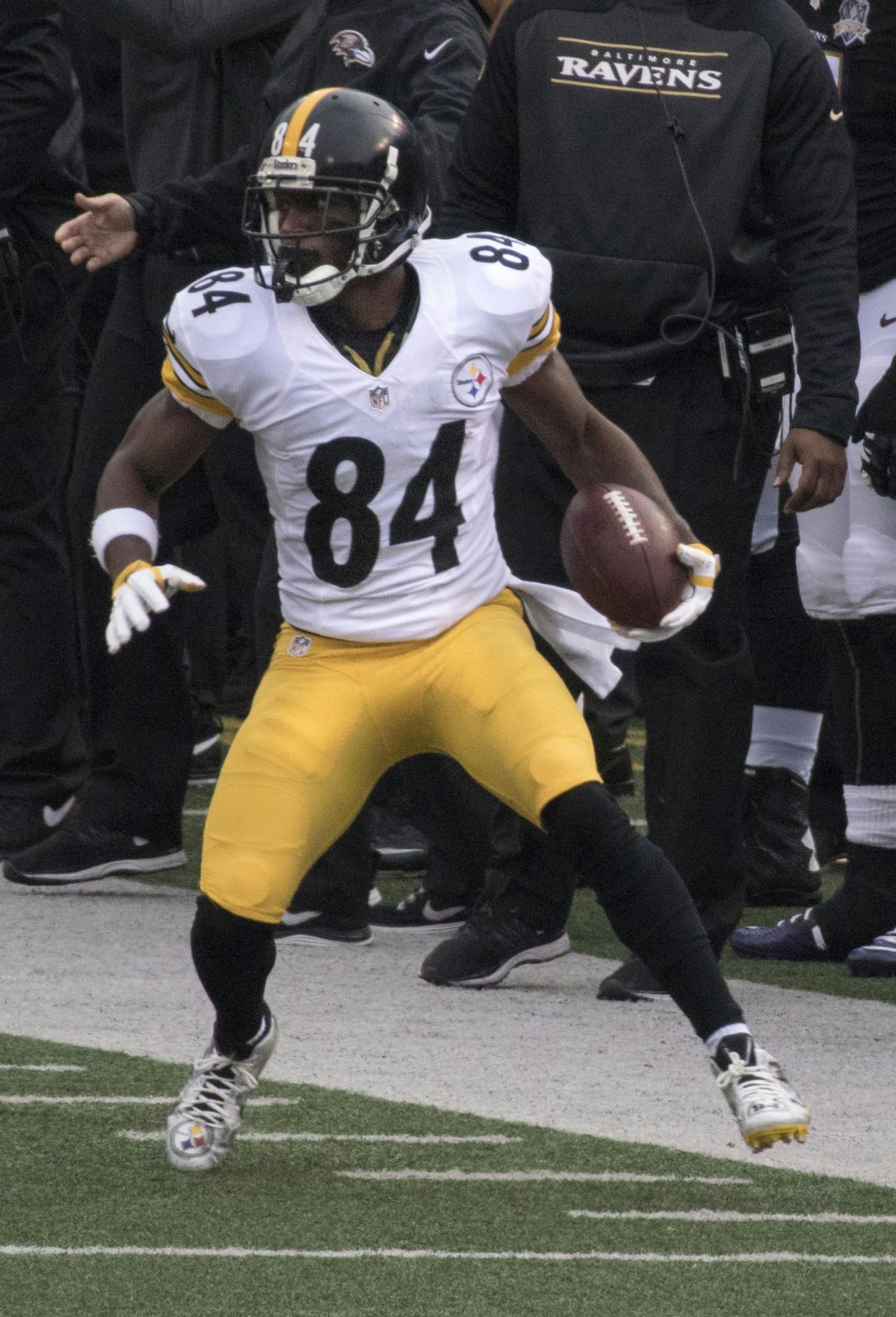 Keith Allison/CC BY-SA 2.0
Antonio Brown’s talent allows the NFL and its teams to overlook his off-the-field actions.