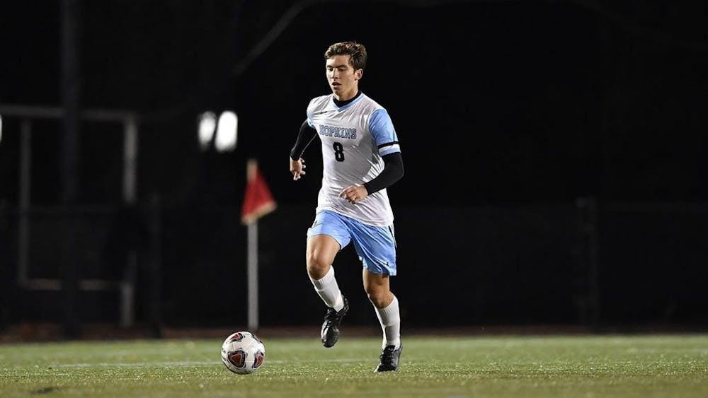 HOPKINSSPORTS.COM
Men’s soccer continues to succeed in Conference play as they now look toward playoffs.