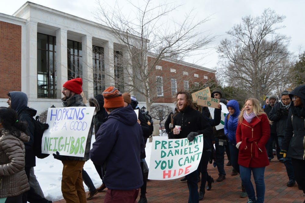 ELLIE HALLENBORG/PHOTOGRAPHY EDITOR
On March 15, the Student-Labor Action Coalition held a demonstration.