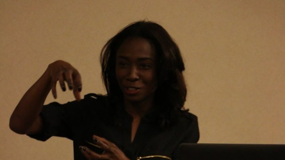 LEON SANTHAKUMAR/PHOTOGRAPHY EDITOR
Ross spoke to students in Charles Commons Salon C Monday.