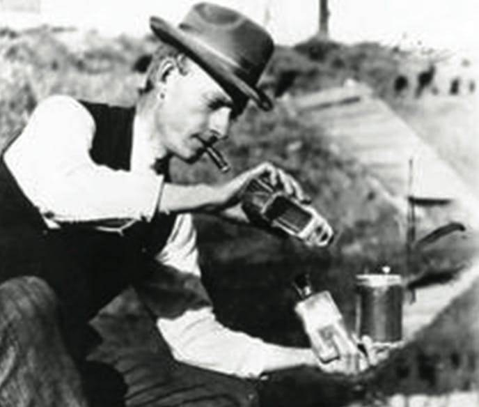 PUBLIC DOMAIN/JIM LEE
Hatfield went around dried up Southern California to offer his help.