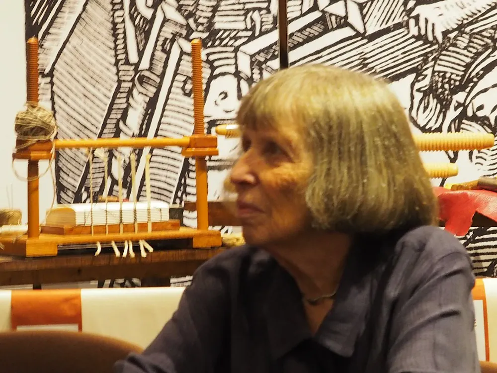 SLOWKING4/CC BY-SA 3.0
Linda Pastan’s poem “Why Are Your Poems So Dark?” strongly resonated with Tuschman as a child.