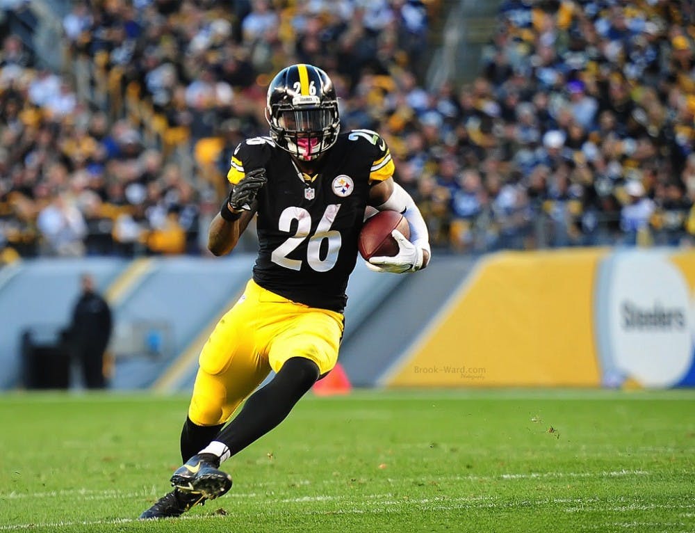 BROOK WARD/ CC BY-NC 2.0

Le'Veon Bell turns down five-year contract with Pittsburgh Steelers.