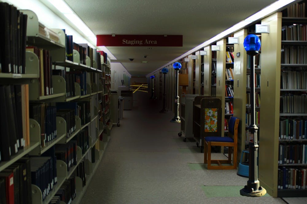 PHOTOGRAPHY EDITOR EXTRAORDINAIRE
Students have been reporting strange noises coming from D Level, MSE Library’s quietest floor.