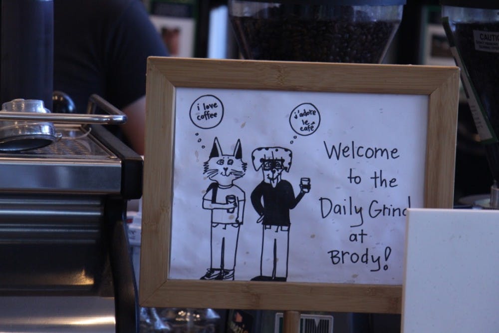  LEON SANTHAKUMAR/PHOTOGRAPHY EDITOR