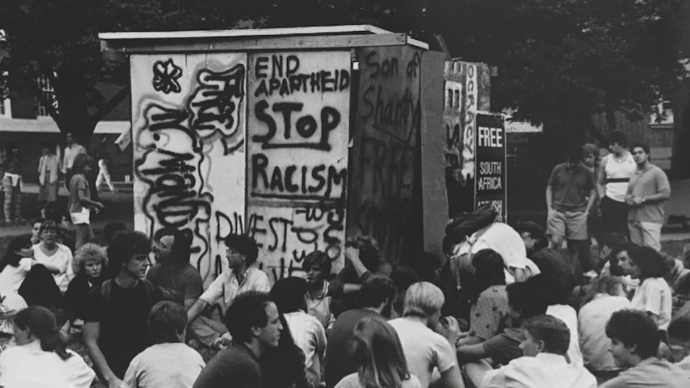 NY Photographic/ CC By-sa 3.0
Students occupied campus quads during the anti-apartheid protests of the 1980s.