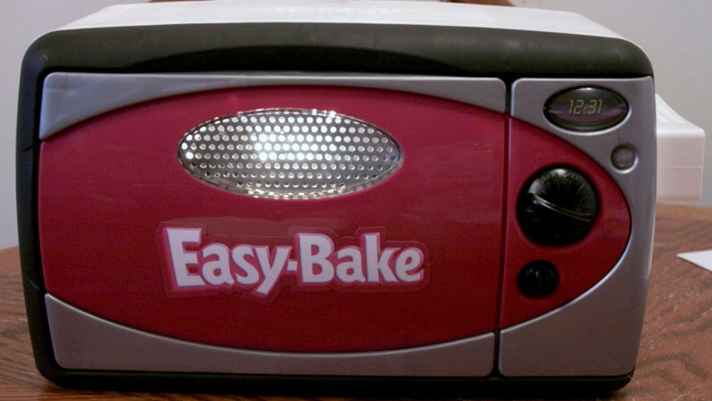  SHELLI BRANNUM/ CC BY-NC 2.0
The Easy-Bake Oven and Snack Center symbolize childhood for many.