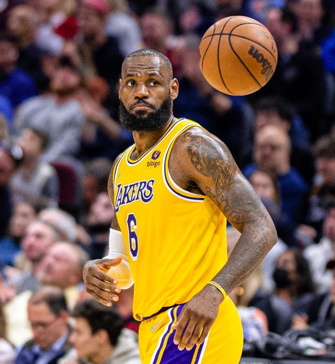 Lebron James breaks the NBA's all-time scoring record | The Justice