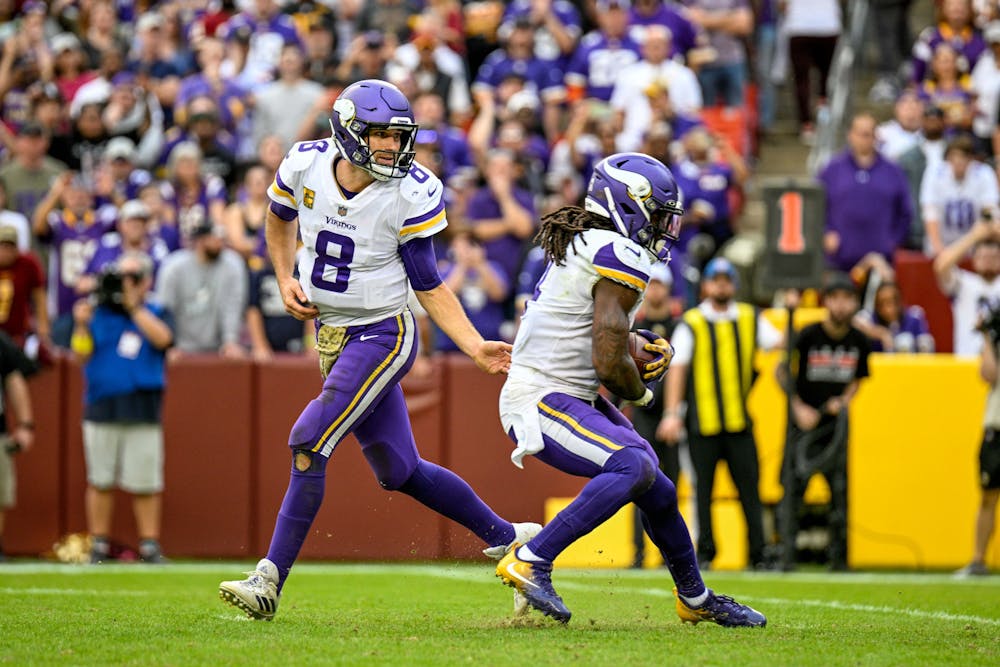 Kirk_Cousins_&_Dalvin_Cook_Vikings_NOV2022.jpg