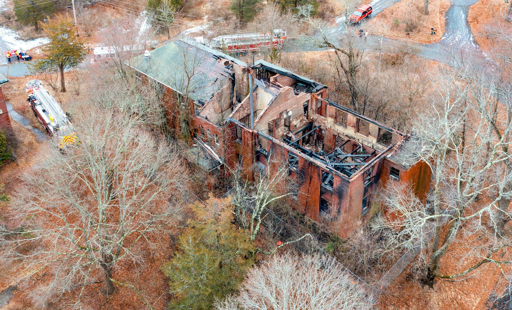 Chipman-Roof-3 - during the fire