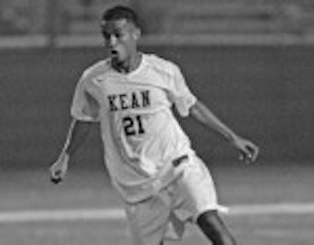 Men's Soccer Comes Through In Overtime Over NYU, 1-0