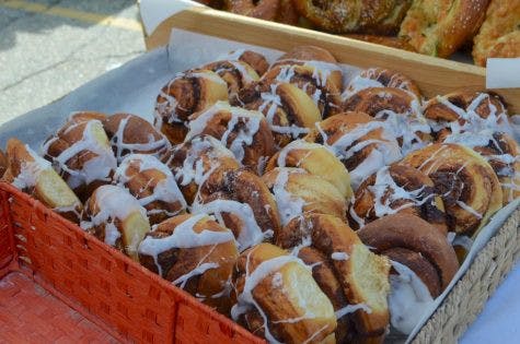 farmers-market-buns-benjy-copy-475x315