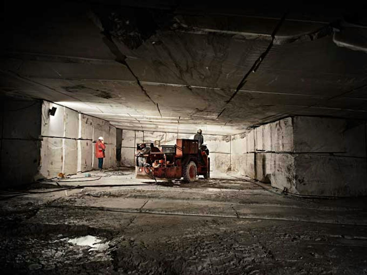 burtynsky_danby_marble_quarry2