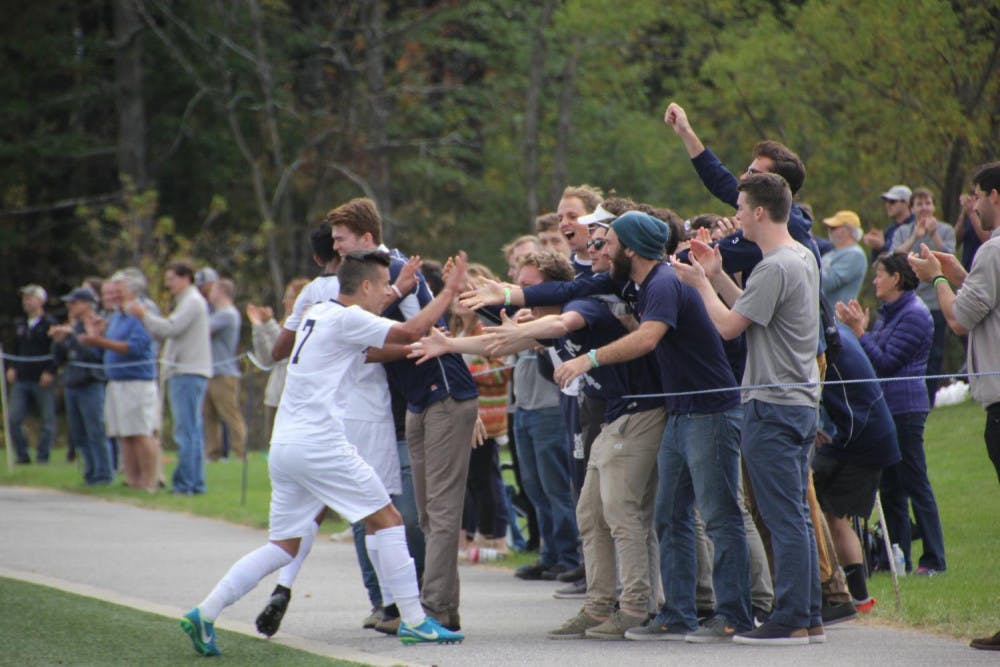 Mens-soccer3_Emma-Stapleton