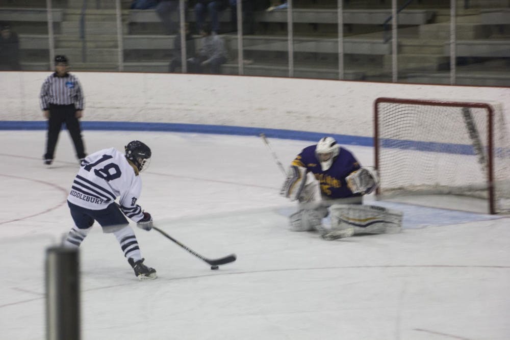 womenshockey_stapleton
