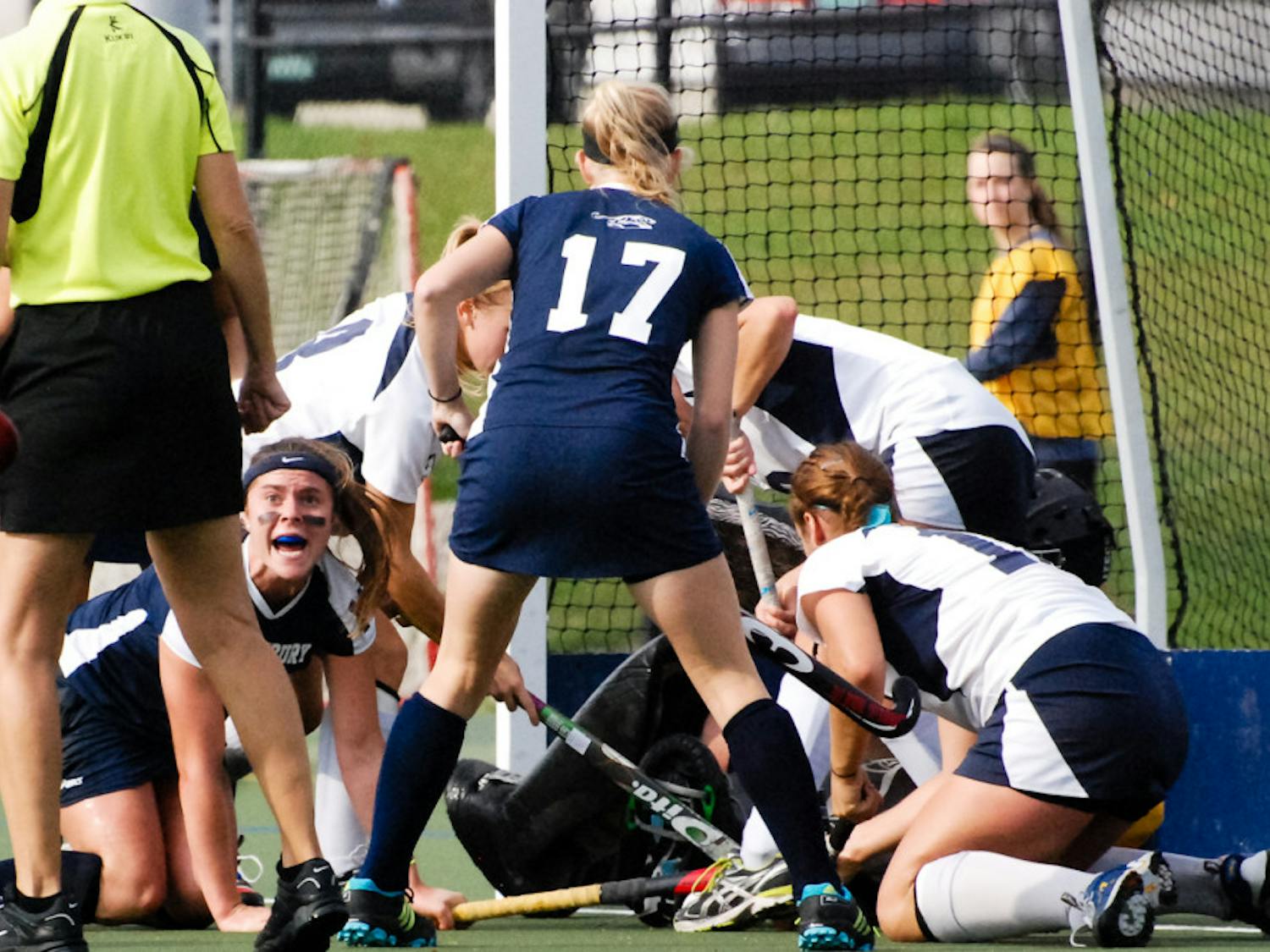 WomensFieldHockey_Jessica-Munyon_Color-16-of-16