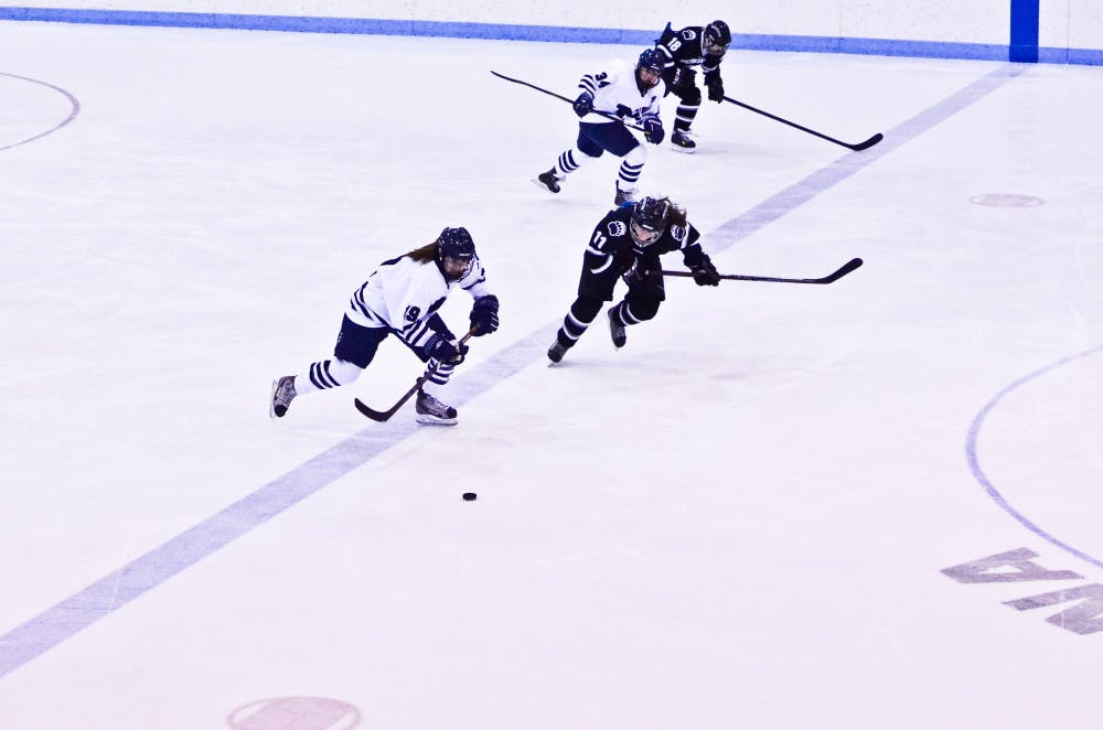 WomensHockey-PaulGerard-Color-6-of-9