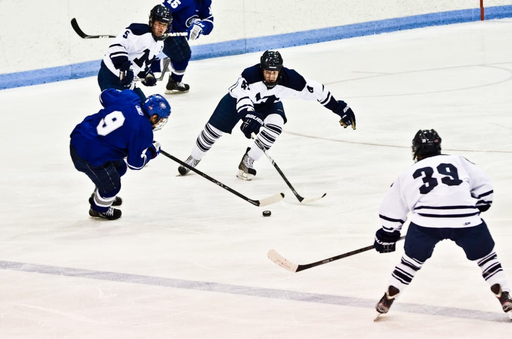 MensHockey_PaulGerard_Color-3-of-12