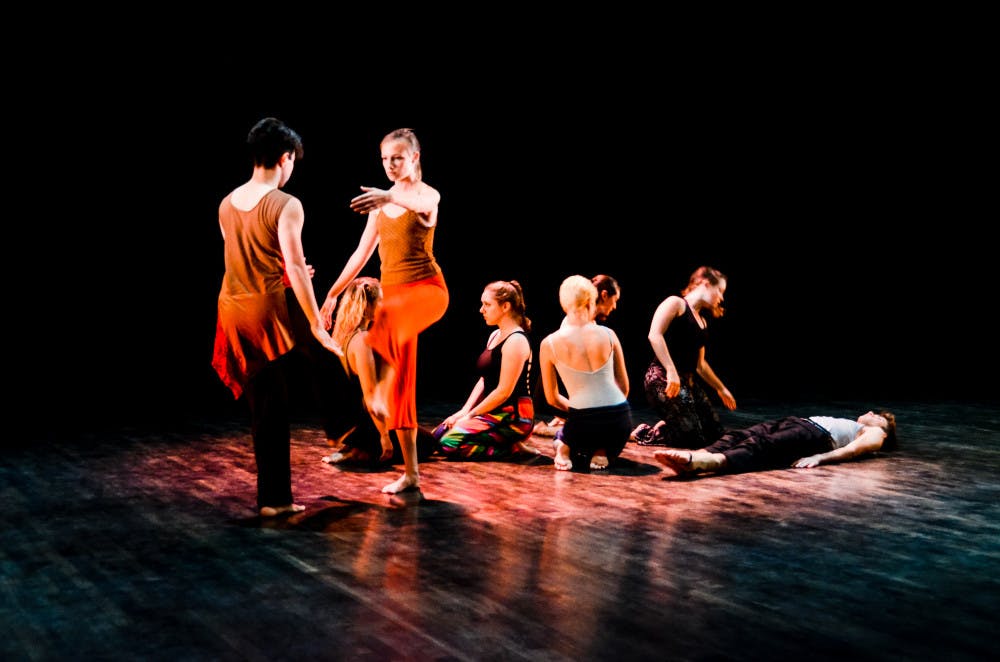 Dance_AntheaViragh_Color-3-of-18