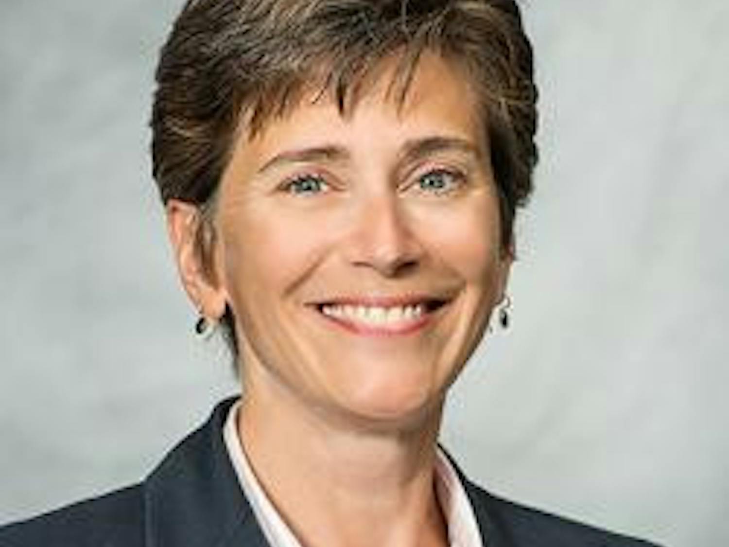 beth_fastiggi_march_2017_headshot-250x343