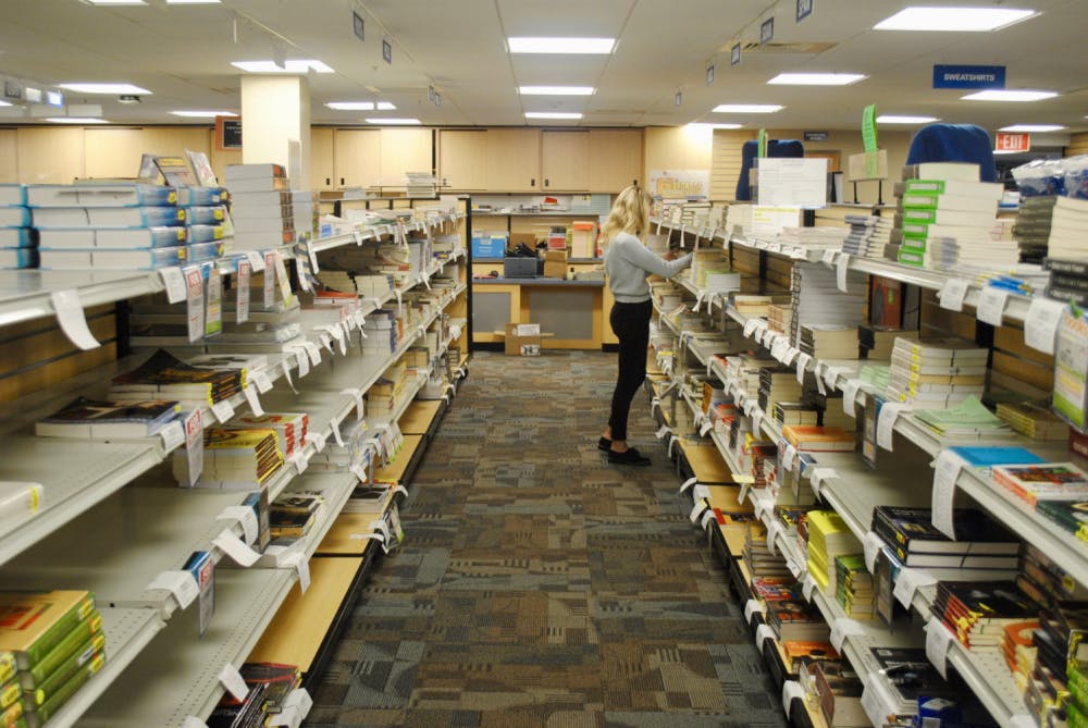 Bookstore-Photo-Hope-Allison
