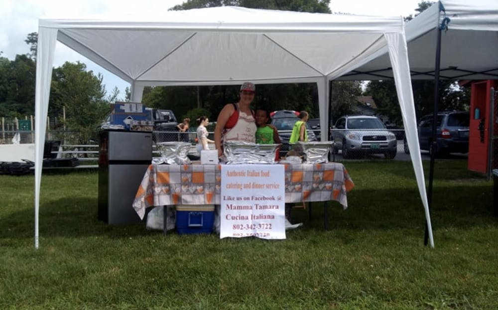 EveryoneEatsCourtesy