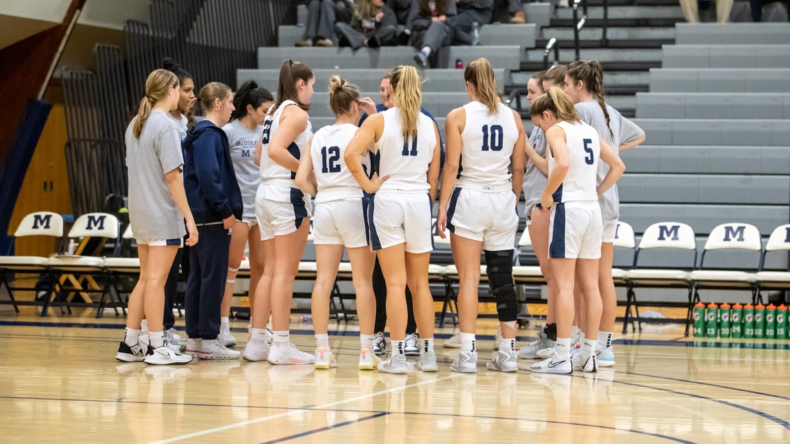 Womens’ basketball gains momentum moving into key conference games – The Middlebury Campus