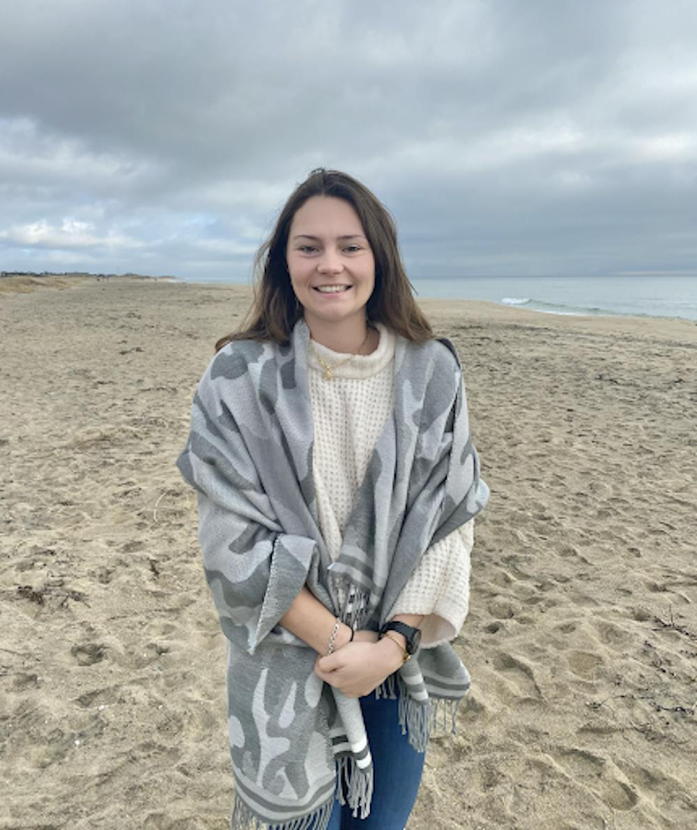 Meg Fearey ’21.5, who graduated from Middlebury in February, is the founder of MFeareyDesigns. Fearey sells artistic products such as sketches, paintings and jewelry. 
