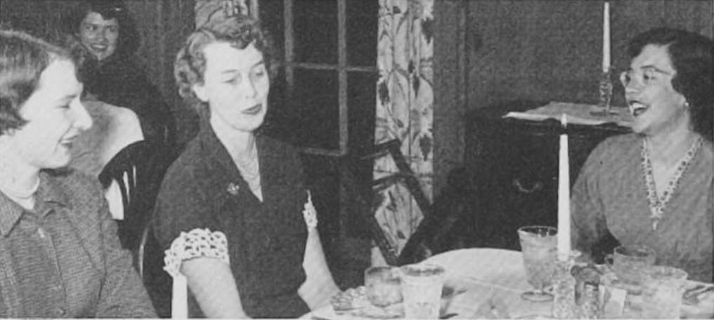 Photo Caption 2_ Gertrude Cornish Milliken, Evelyn Plumley Adams, and Alice Guest Howson_ Middlebury College Special Collections, Middlebury, Vermont. .png