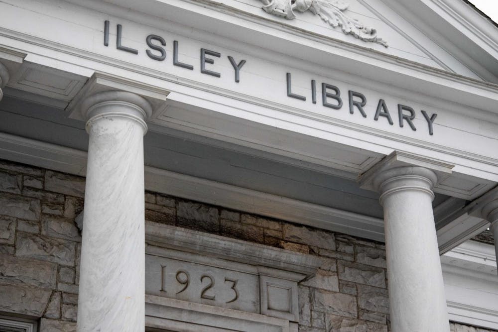 <span class="photocreditinline">Michael Borenstein/The Middlebury Campus</span><br />The marble façade of Ilsley Public Library on 75 Main St.