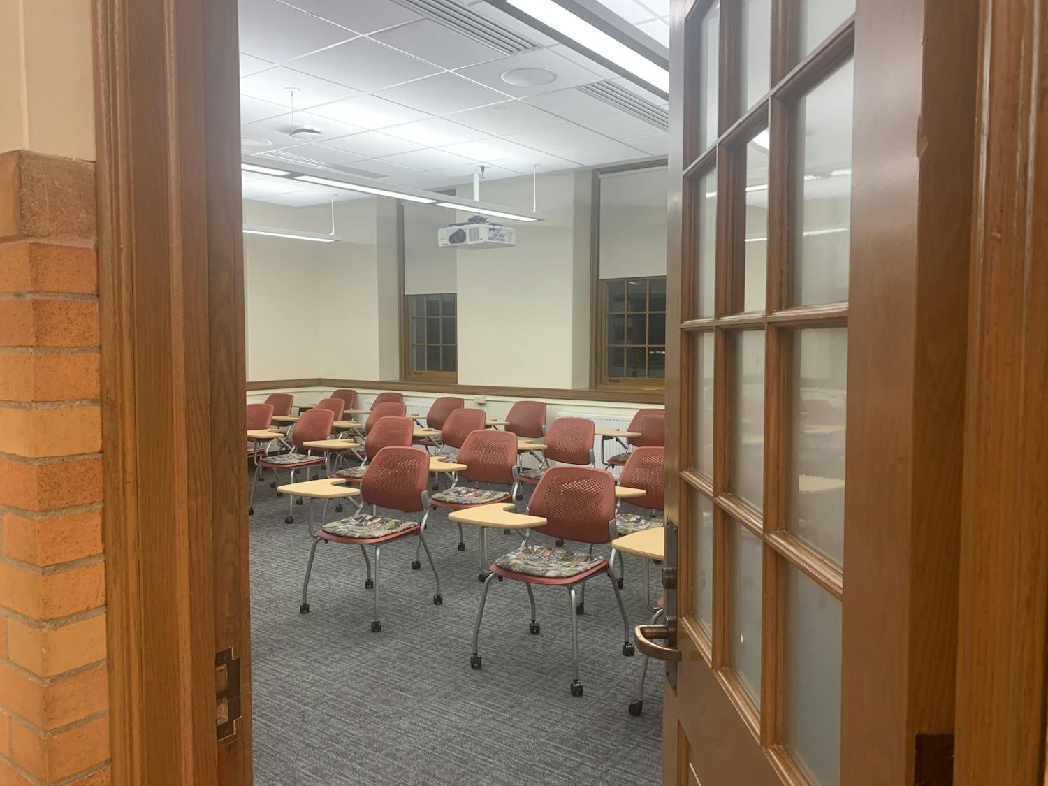 Empty_Classroom_AbigailChang.JPG