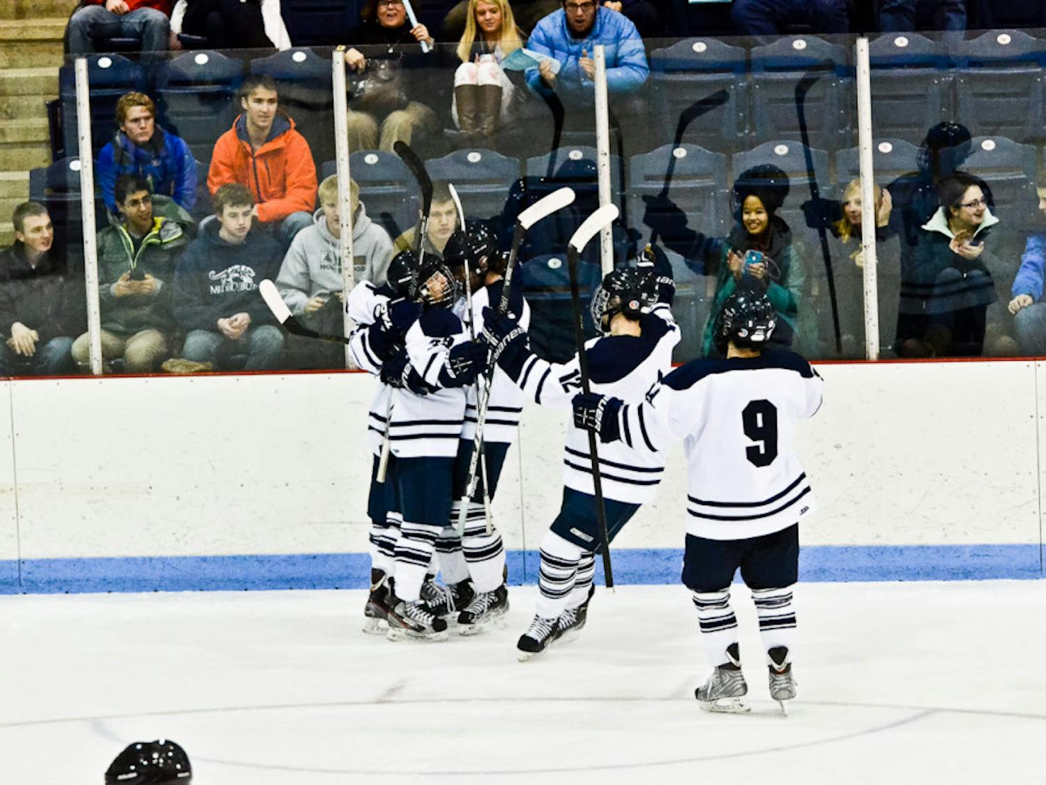 MensHockey_PaulGerard_Color-8-of-12