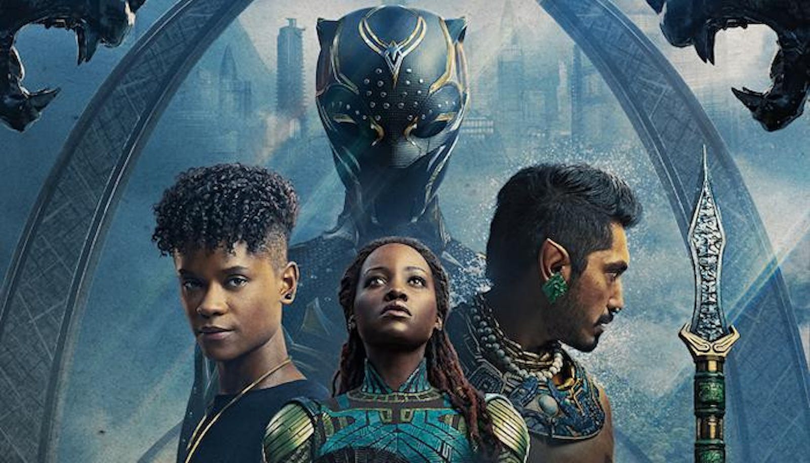 Black Panther Review: the Marvel Universe Finally Shows Us Something New