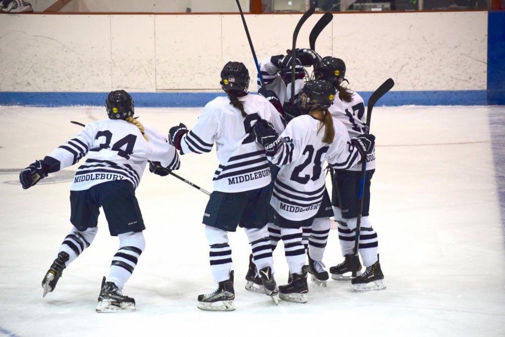 W-hockey-1-compressed