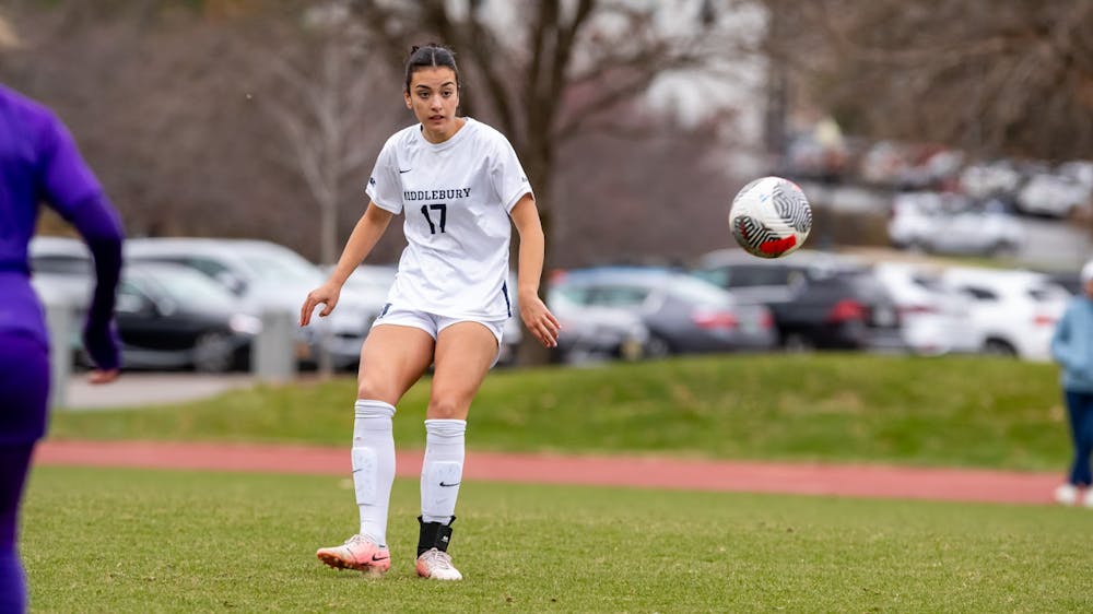 <p>The powerful Quinn Pappendick &#x27;28 for Middlebury.</p>