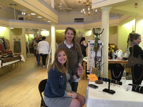 4.a.-Reloved-Market-Color