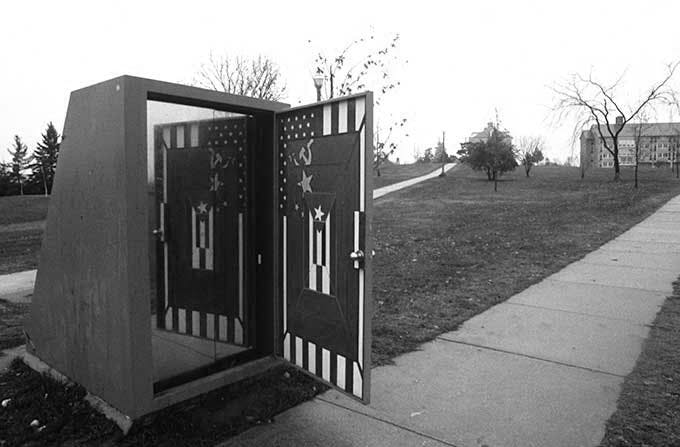 acconci_1983_way_station