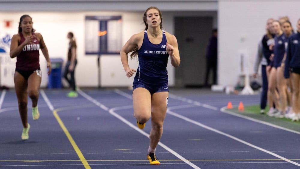 Mary Elliot '26 ran the second leg of the women's 4x400m relay.