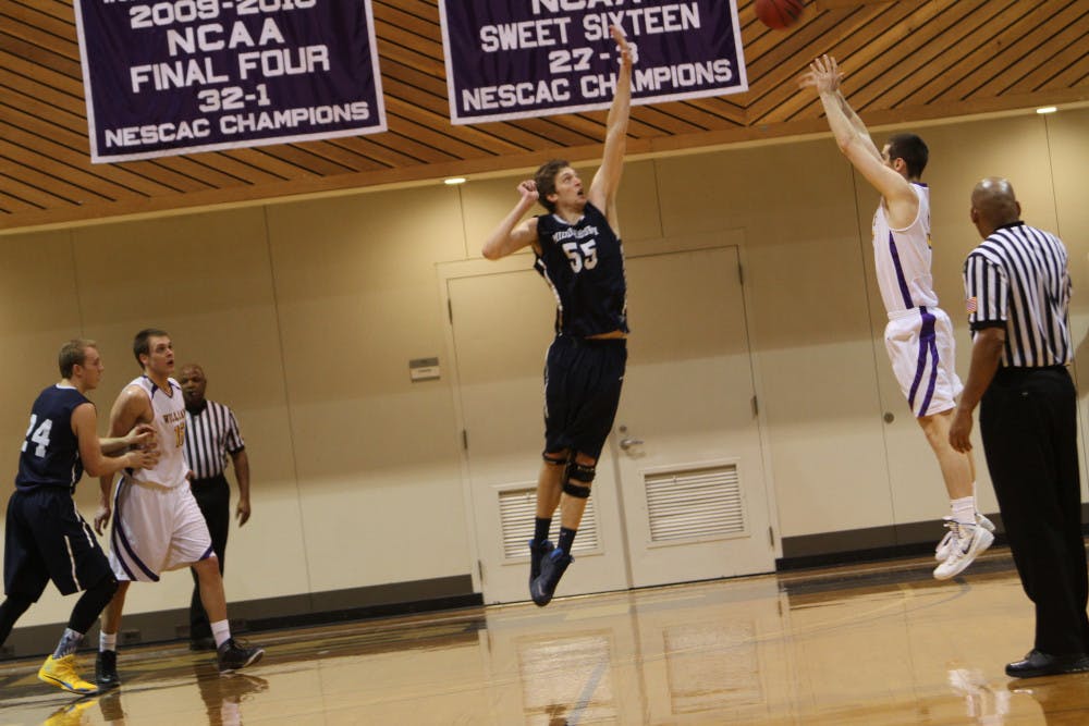 jrobertstriedbutcouldnotblockthis3bywilliamsephryankilcullenjustlost-1