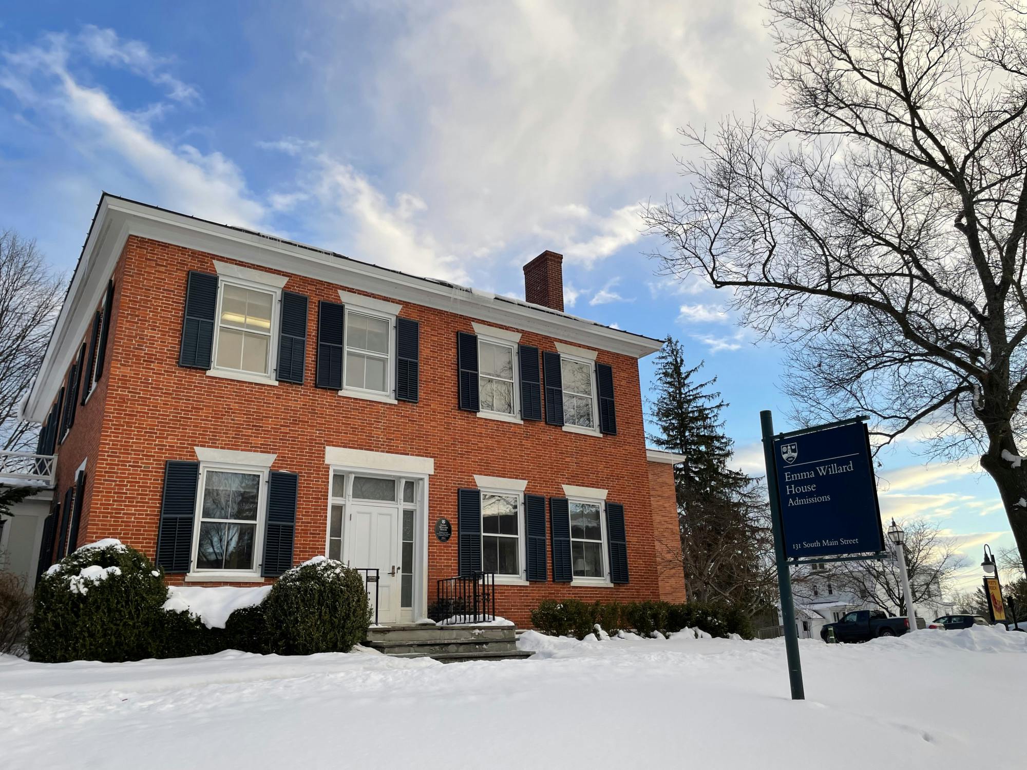 Admissions [Daleelah] (1).jpg