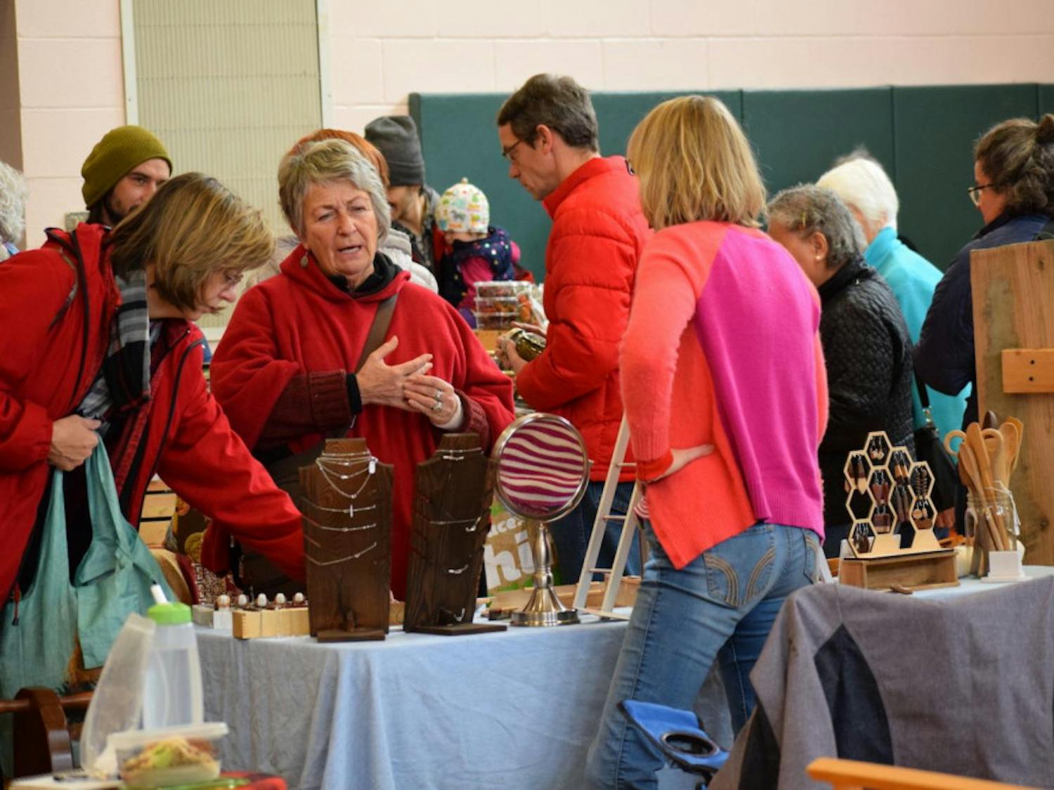 Market-JewelryChats-Color