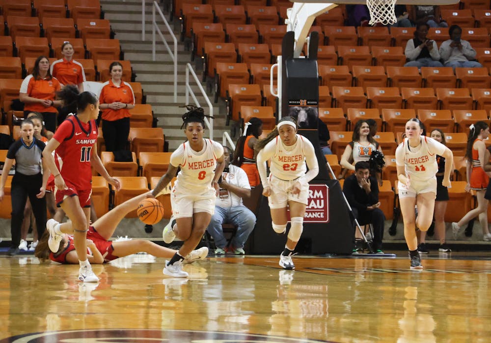 Talia Kemp '28 dribbles up the court against Samford University on Jan. 17, 2026. Kemp recorded seven assists and three steals against the Bulldogs.