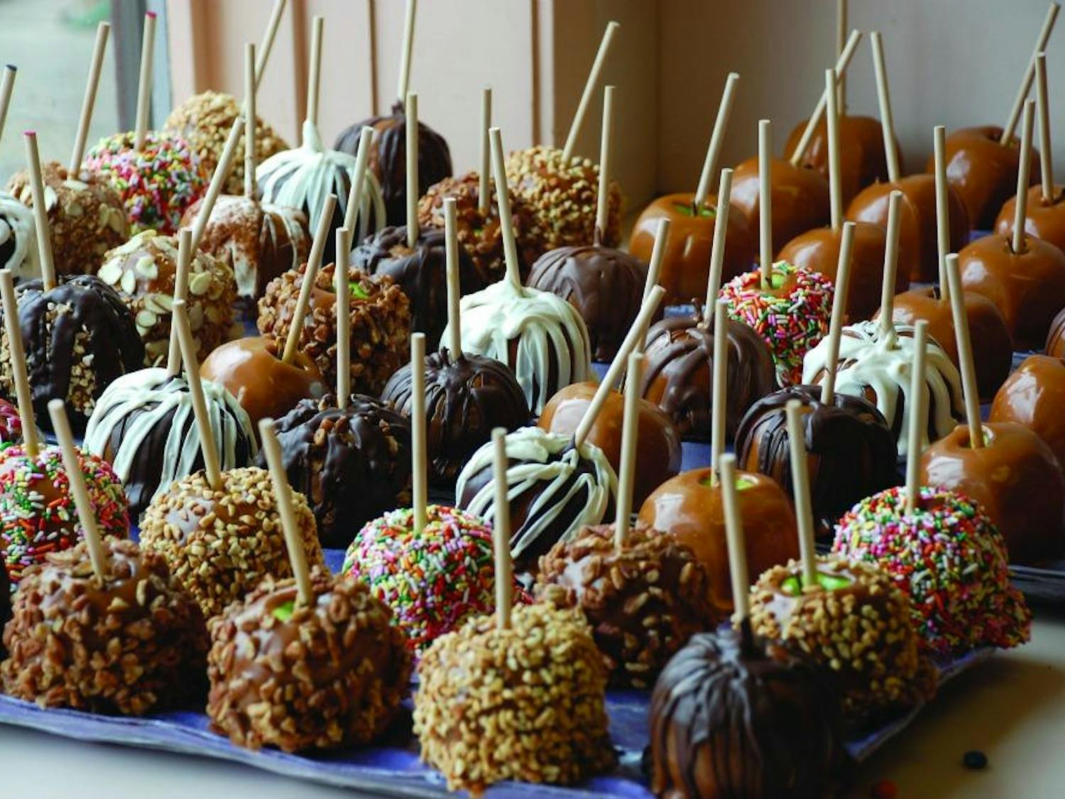 Cluster_HalloweenTreats3online