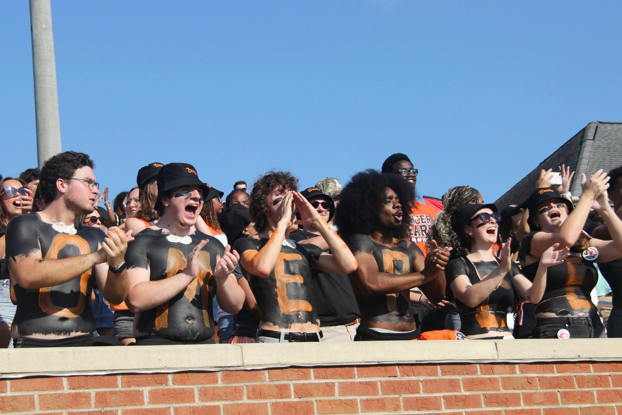 Splattertude: Mercer Maniacs host enthusiastic Paint Up
