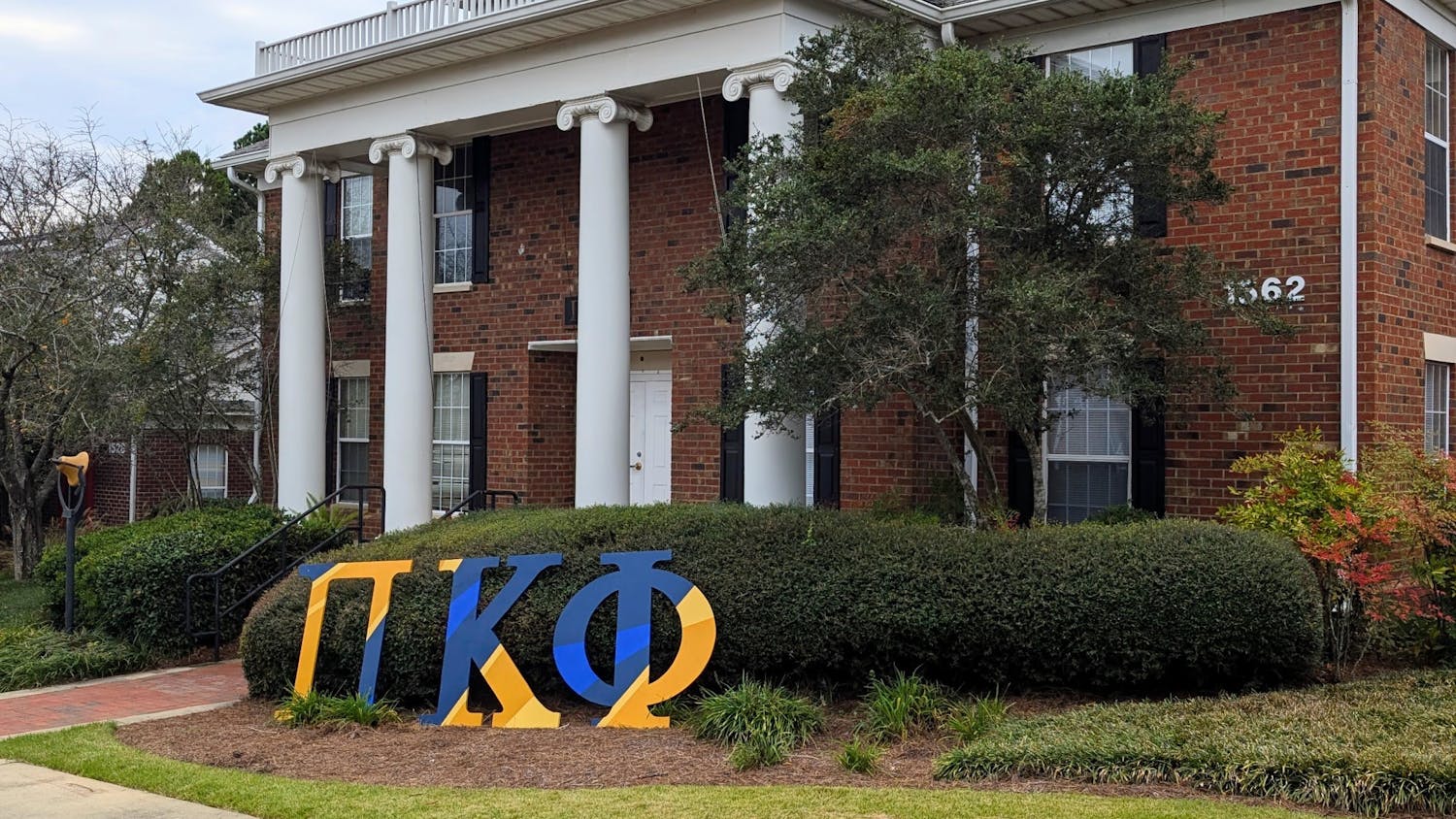 PXL_20251008_173550377 (1).jpg