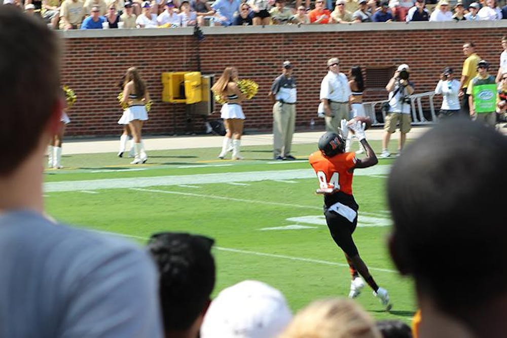 Avery Ward (84) catches a 32-yard pass to score Mercer's only touchdown of the game.