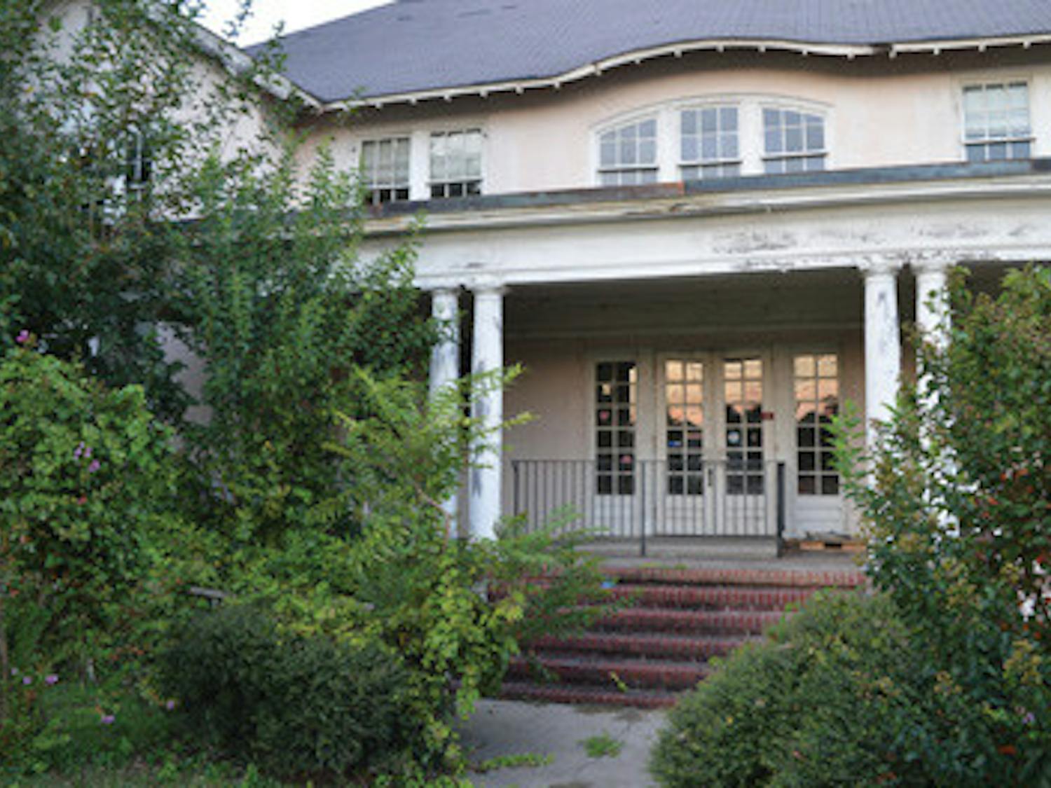 Train-Rec-Center-1-1